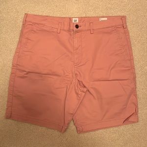 Men’s Gap 10” Shorts Size: 36